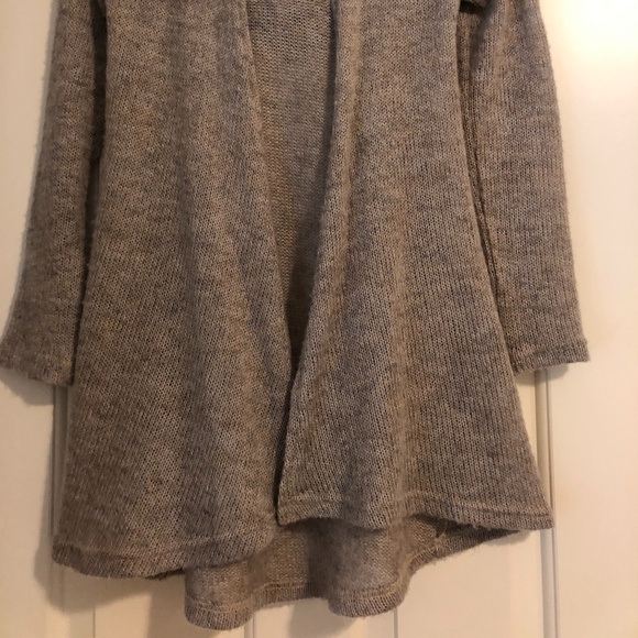 Grey Sweater, with hood and ties (girls) - Picture 5 of 5